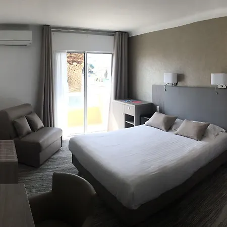 ホテル Le Galion Et Restaurant - Logis 3*