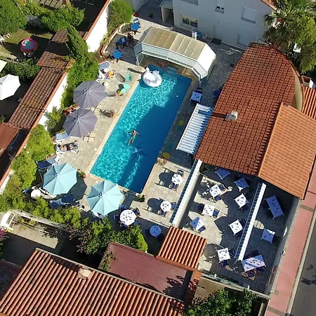 ホテル Le Galion Et Restaurant - Logis 3*
