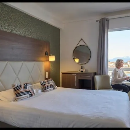 Le Galion Et Restaurant - Logis カネ