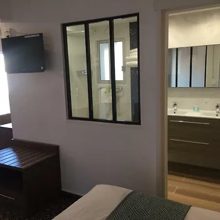 Le Galion Et Restaurant - Logis Hotel