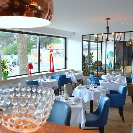 Le Galion Et Restaurant - Logis Отель Кане